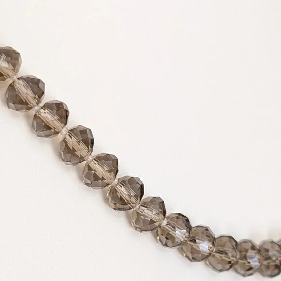 Faceted smoke glass beaded necklace - Picture 4 of 11